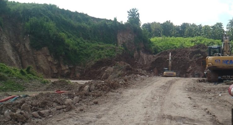 Tambang Batu PT.Sinter Diduga Ilegal Bebas Beroperasi