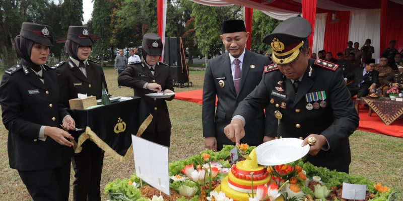 Kapolres Lubuklinggau Pimpin Upacara Peringatan (HUT) Bhayangkara ke-79 Dengan Khidmat dan Tertib