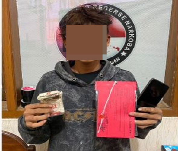 Bawa Paket Sabu ± 0,43 gram, Pemuda di Pekalongan Diamankan Polisi