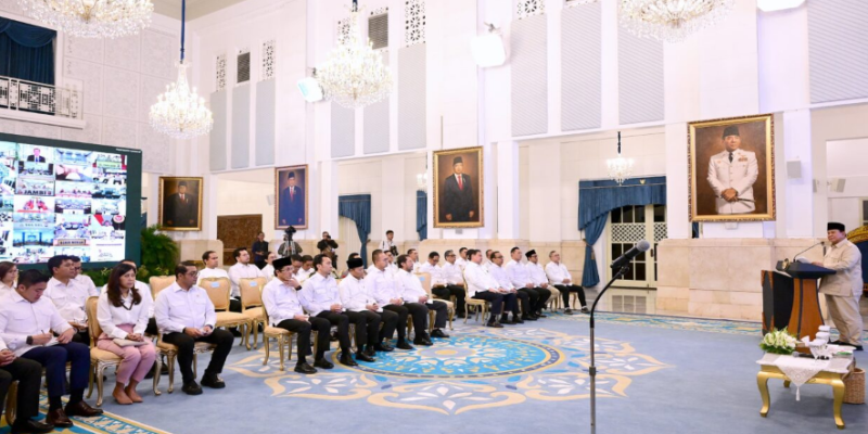 Presiden Prabowo Ajak Masyarakat Rayakan dengan Semangat dan Kebersamaan
