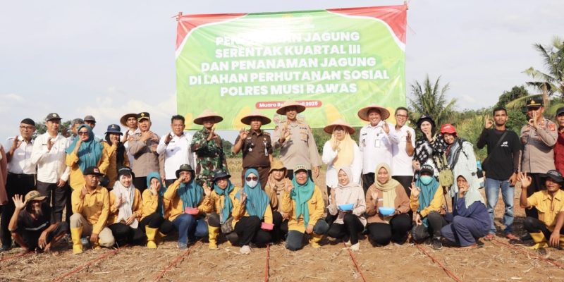 Polres Musi Rawas Tanam Jagung di Lahan Perhutanan Sosial