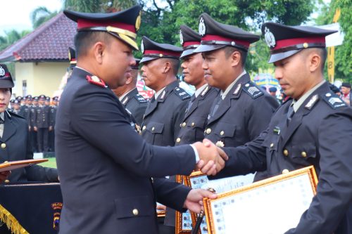 Polres Pekalongan Gelar Upacara Hari Bhayangkara Ke-79, Dipimpin AKBP Doni Prakoso W, S.I.K