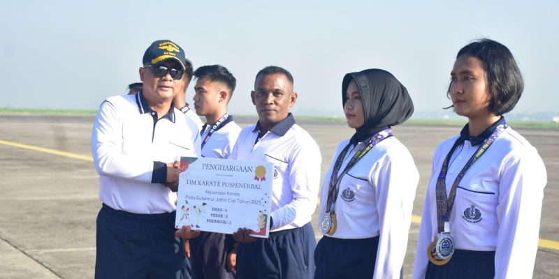 Komandan Puspenerbal Inginkan Acara Pemberian Apresiasi Pada Personel Berpreatasi Sering Dilakukan