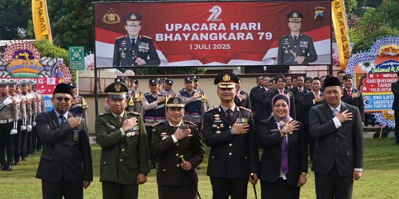 Polres Batang Gelar Upacara Hari Bhayangkara Ke-79, Kapolres Apresiasi Sinergi Stakeholder