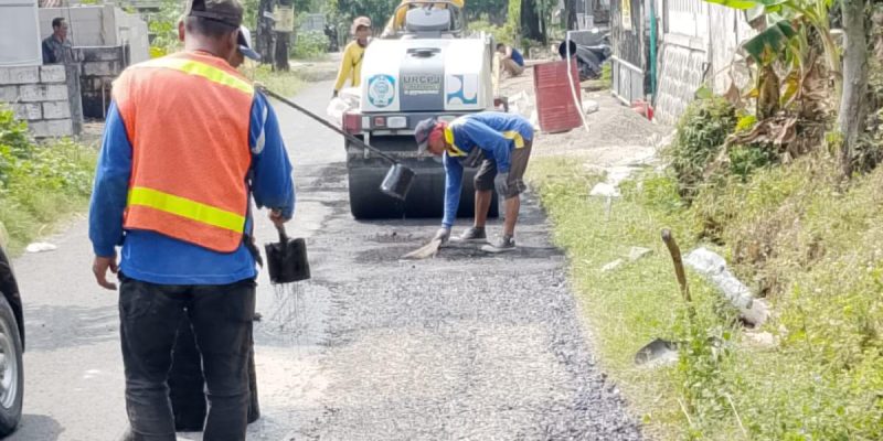Dinas PUPR Kabupaten Nganjuk Melalui URCPJ LOBERSANGET Atasi Jalan Berlubang Guna Memperlancar Arus Lalu lintas