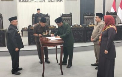 DPRD Kabupaten Blitar Gelar Rapat Paripurna Agenda Penyampaian Laporan Banggar dan Persetujuan Ranperda Pertanggungjawaban APBD 2024
