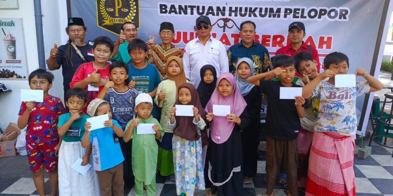 Jumat Berkah, Yayasan Bantuan Hukum Pelopor Gelar Konsultasi Hukum Gratis dan Santunan Anak Yatim, Berbagi Nasi Kotak