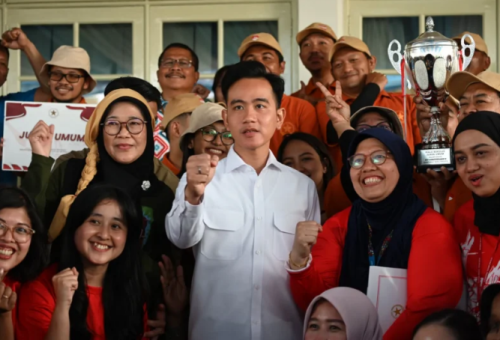 Wapres Meriahkan HUT ke-80 RI Bersama Keluarga Besar Setwapres