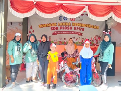 Meriahkan HUT Ke – 80 RI, SDN Ploso V Gelar Jalan Sehat Cukup Meriah