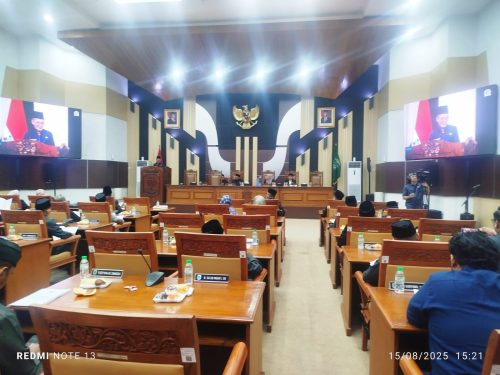 DPRD Gelar Sidang Paripurna Pertama, Wakil Bupati Pasuruan Menyampaikan Nota Pengantar KUA-PPAS Tahun Anggaran 2026