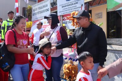 Touring Kemerdekaan, Kapolres Pekalongan Pantau Gerakan Pangan Murah di Petungkriyono
