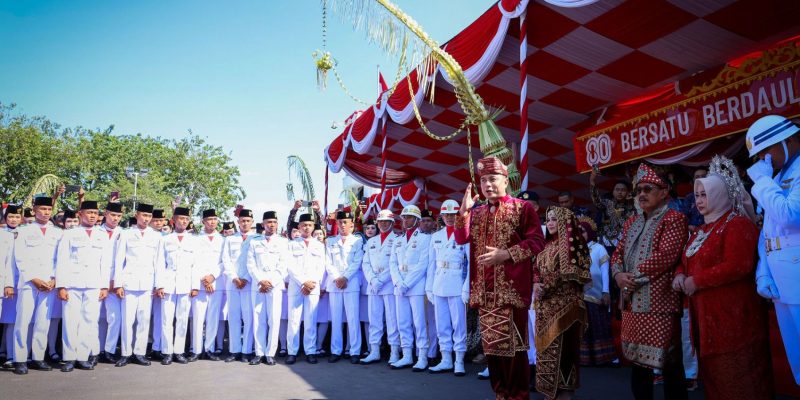 Wali Kota Eri Apresiasi Paskibraka Surabaya: Mental Luar Biasa