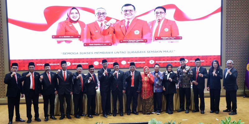 Wali Kota Surabaya Hadiri Pelantikan Rektor Untag
