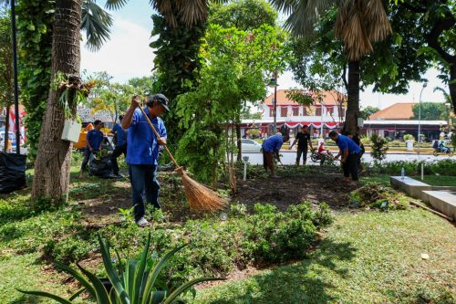 Pemkot–Pemprov Jatim Kompak Pulihkan Taman Apsari Usai Pesta Rakyat