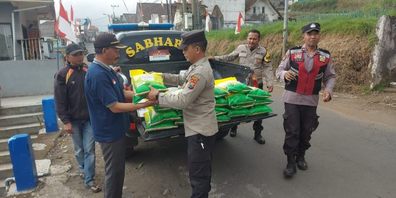 Polres Pasuruan Gelorakan Program Beras Murah, Polsek Tosari Prioritaskan Masyarakat Pelosok