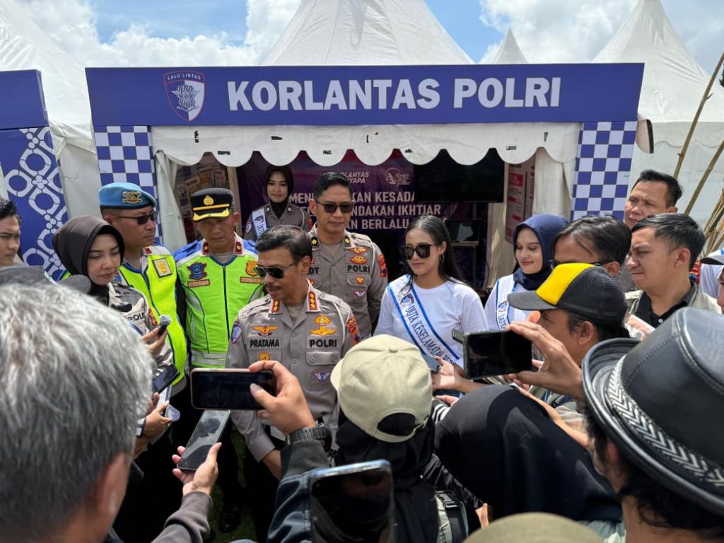 Korlantas Polri dan Ditlantas Polda Jateng Ikuti Dieng Culture Festival 2025, Bangun Budaya Tertib Lalu Lintas