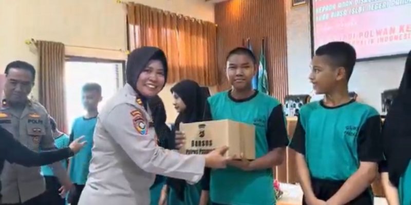 HUT ke-77, Polwan Polres Pasuruan Rayakan dengan Anak Disabilitas SLBN Pandaan