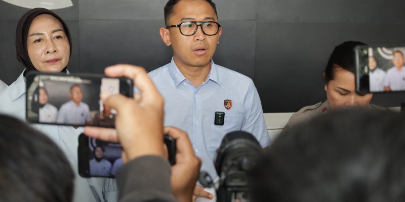 Pelaku Eksploitasi Seksual Remaja 16 Tahun Diamankan PPA Polrestabes Surabaya
