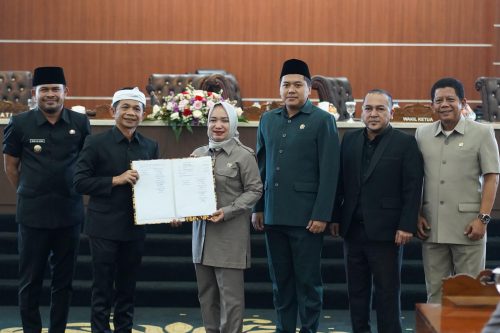 Persetujuan Bersama Penetapan Raperda Tentang Perubahan APBD Tahun Anggaran 2025