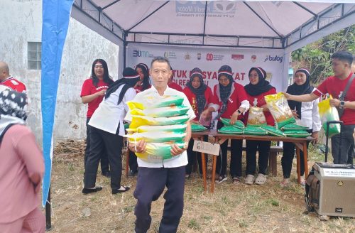 Semarak Kemerdekaan Warnai Gerakan Pangan Murah Polres Batu