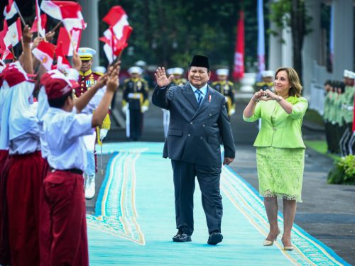 Presiden Prabowo Sambut Meriah Presiden Peru Dina Boluarte di Istana Merdeka