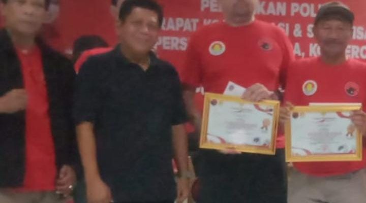 Avazbek Dari Uzbekistan Yang Menjadi Juara 1 Di Perlombaan Catur DPC PDI Perjuangan Purwakarta