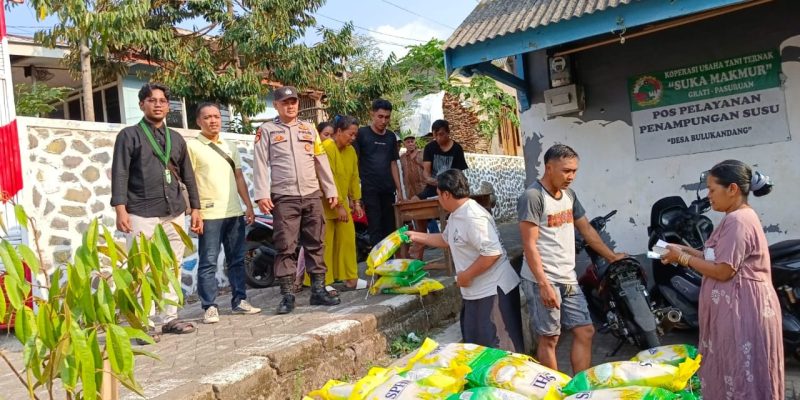 Bersama HMI dan Karang Taruna, Polres Pasuruan Salurkan 3 Ton Beras Murah di Bulukandang