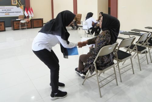 Dorong Peningkatan Kompetensi ASN, Wali Kota Mojokerto Tinjau Ujian Dinas dan Kenaikan Pangkat