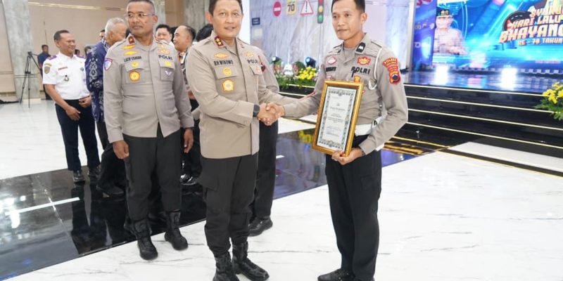 Kisah Aipda Purwanto Tuai Apresiasi, Terima Penghargaan di HUT Lalu Lintas ke-70