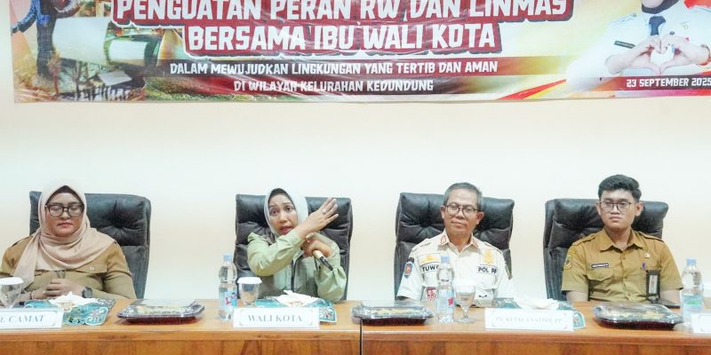 Jaga Kota Mojokerto Tetap Kondusif, Wali Kota Ajak Satlinmas Kembali Aktifkan Siskamling