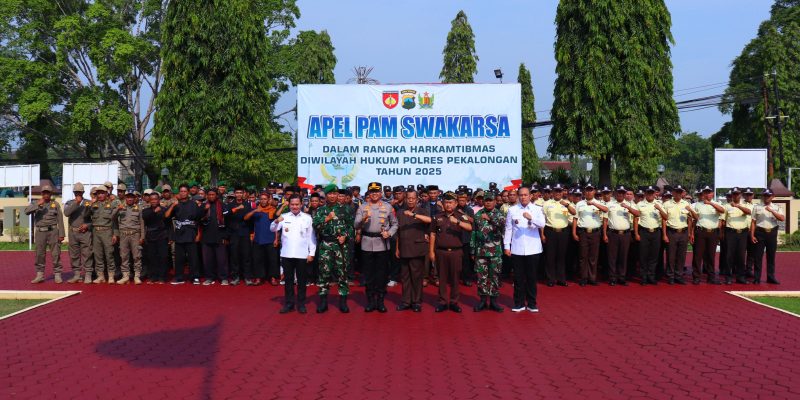 Polres Pekalongan Gelar Apel Pamswakarsa, Kapolres Tekankan Sinergi TNI, Polri, dan Masyarakat