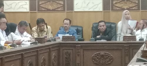 RDP Panas di DPRD OKU: PAW Kades Tanjung Kemala Ditunda 6 Bulan
