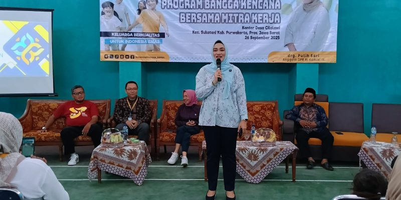 Menuju Keluarga Berkualitas untuk Indonesia Emas, Drg. Putih Sari Fasilitasi Program Bangga Kencana Bersama Mitra Kerja