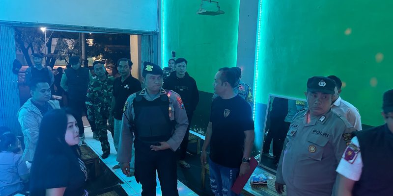 Polres Pasuruan Gelar Patroli Gabungan Antisipasi Peredaran Miras