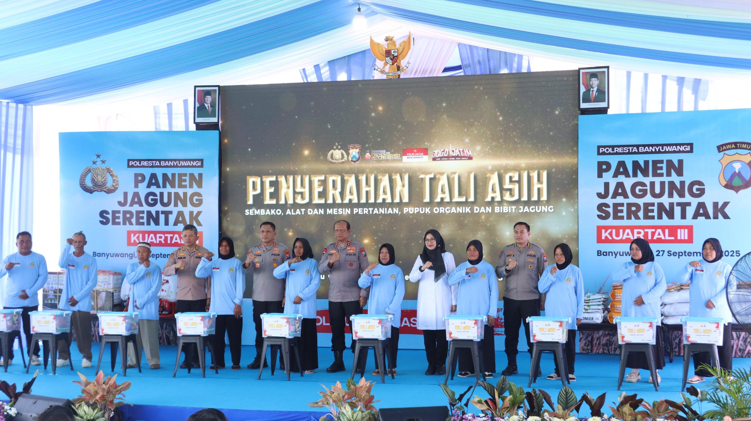 Kapolda Jatim Hadiri Panen Jagung Serentak Kuartal III, di Polresta Banyuwangi