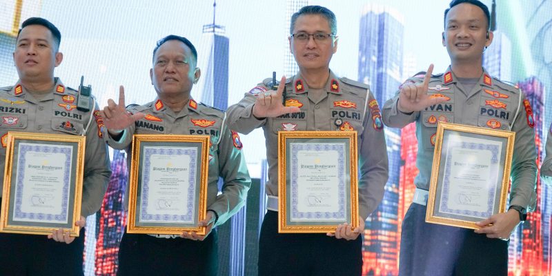 Juara III, Satlantas Polrestabes Surabaya Komitmen Tingkatkan Pelayanan dan Inovasi Kamseltibcarlantas