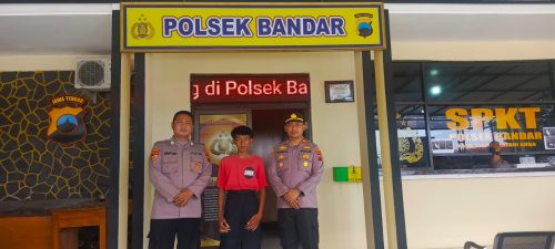 10 Hari ‘Nge-Punk’ di Jalanan, Remaja Jepara Menyerah dan Minta Tolong Polisi untuk Pulang ke Ibunya