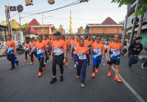 Ribuan Peserta Meriahkan Fun Run Bulan PRB 2025 di Kota Mojokerto