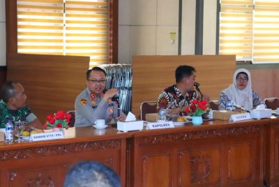 Rakor MBG: Kapolres Pekalongan Paparkan Lonjakan Kasus KLB Nasional, Dorong Pengawasan Ketat