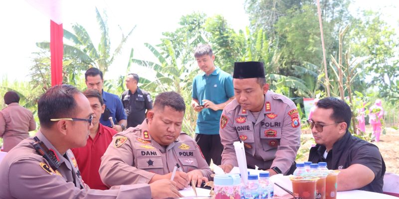 Dukung Swasembada Pangan, Polres Pasuruan Gelar Penanaman Jagung Serentak Kuartal IV di Desa Martopuro