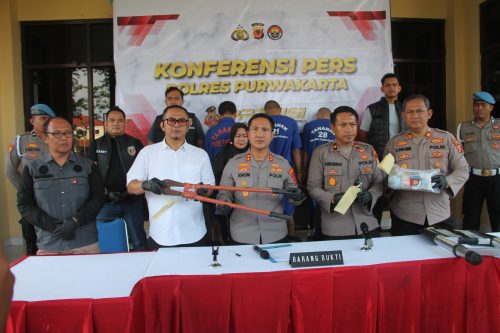 Polres Purwakarta Ringkus 3 Pelaku Sindikat Bobol Toko Modern Jaringan Lintas Kabupaten