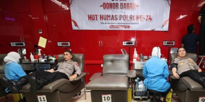 Peringati Hari Jadi Humas Polri ke -74 Polda Jatim Gelar Donor Darah