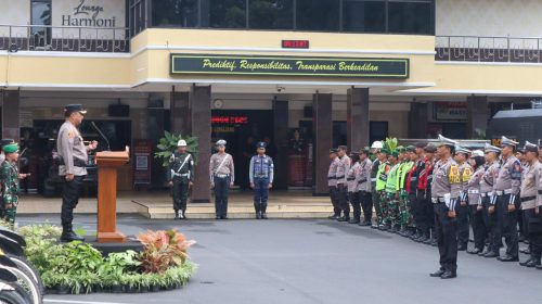 Kapolres Lumajang Pimpin Apel Gelar Pasukan Operasi Zebra Semeru 2025