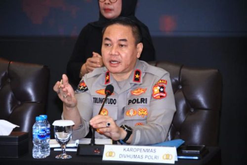 Polri Tegaskan Tidak Ada Rangkap Jabatan: Anggota yang Ditugaskan ke Instansi Pusat Dialihkan dari Jabatan Internal