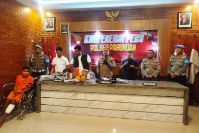 Lempar Bondet dan Ancam Warga Dengan Celurit, Pria Pasrepan Diringkus Polisi