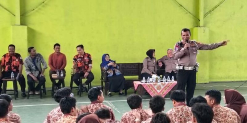 Polresta Sidoarjo Gencar Melakukan Edukasi Tertib Berlalulintas