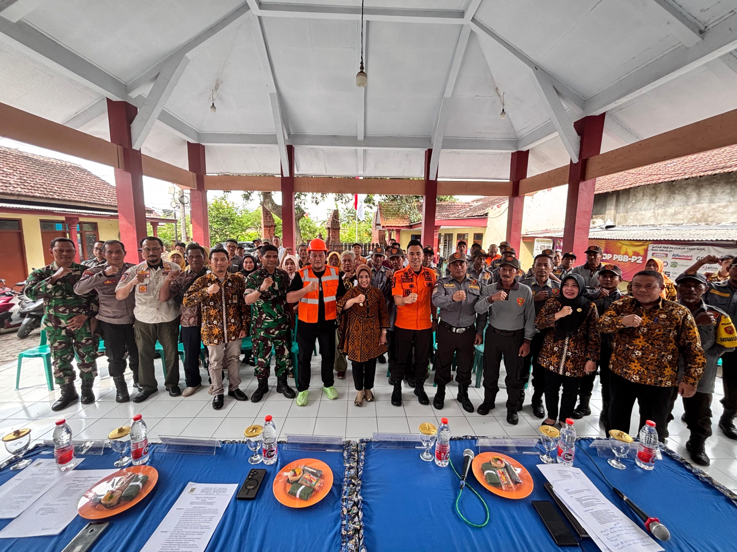 Ning Ita Launching Tim Siaga Bencana Kelurahan Prajuritkulon
