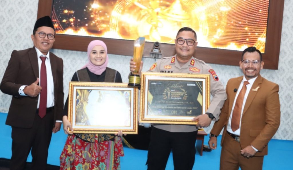 Dua Penghargaan Nasional Diraih Kapolres Kebumen di Momen Isi Ulang Cinta