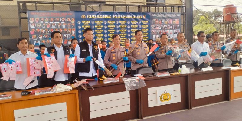 Polres Musi Rawas Pres Release Ahir Tahun 2025 Situasi Kondusif Dan Ungkap Ratusan Kasus & Mengajak Para Media Tetap Berkerja Sama