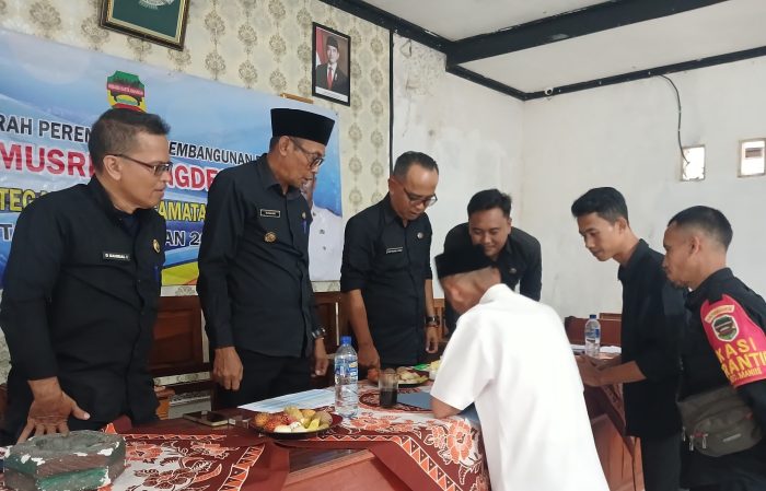 Musrenbang Desa Tegal Datar Tekankan Skala Prioritas Jalan Dermaga dan Rutilahu